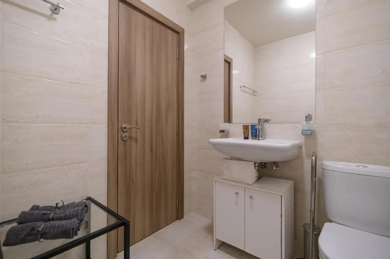 Мarelis Luxe Port Apartment Warna